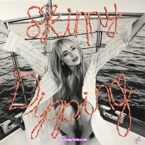 Sabrina Carpenter – skinny dipping